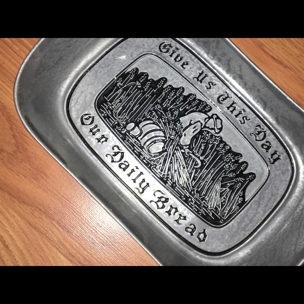Wilton Armetale  Tray  ( Pewter )